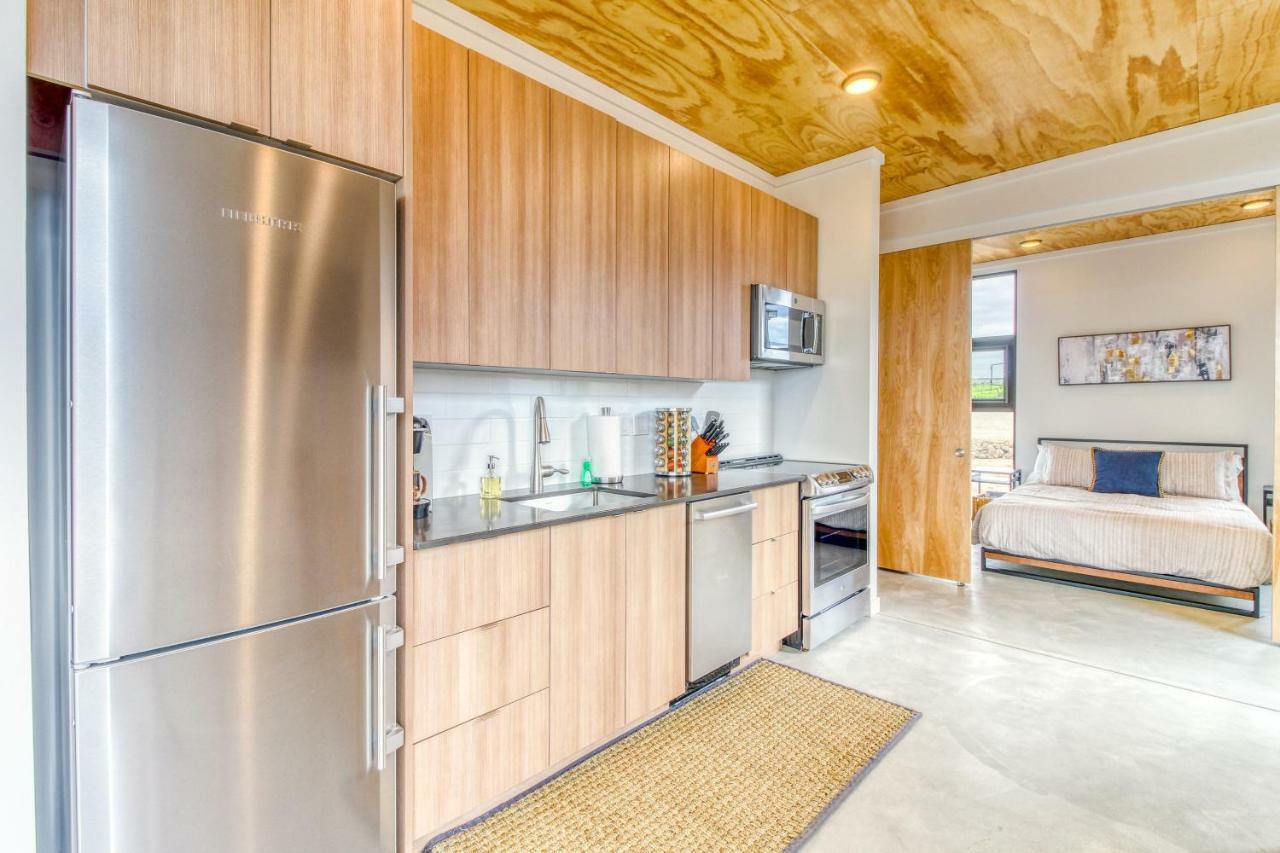 Columbia River Gorge Retreat At Cave B Ridge Quincy Экстерьер фото