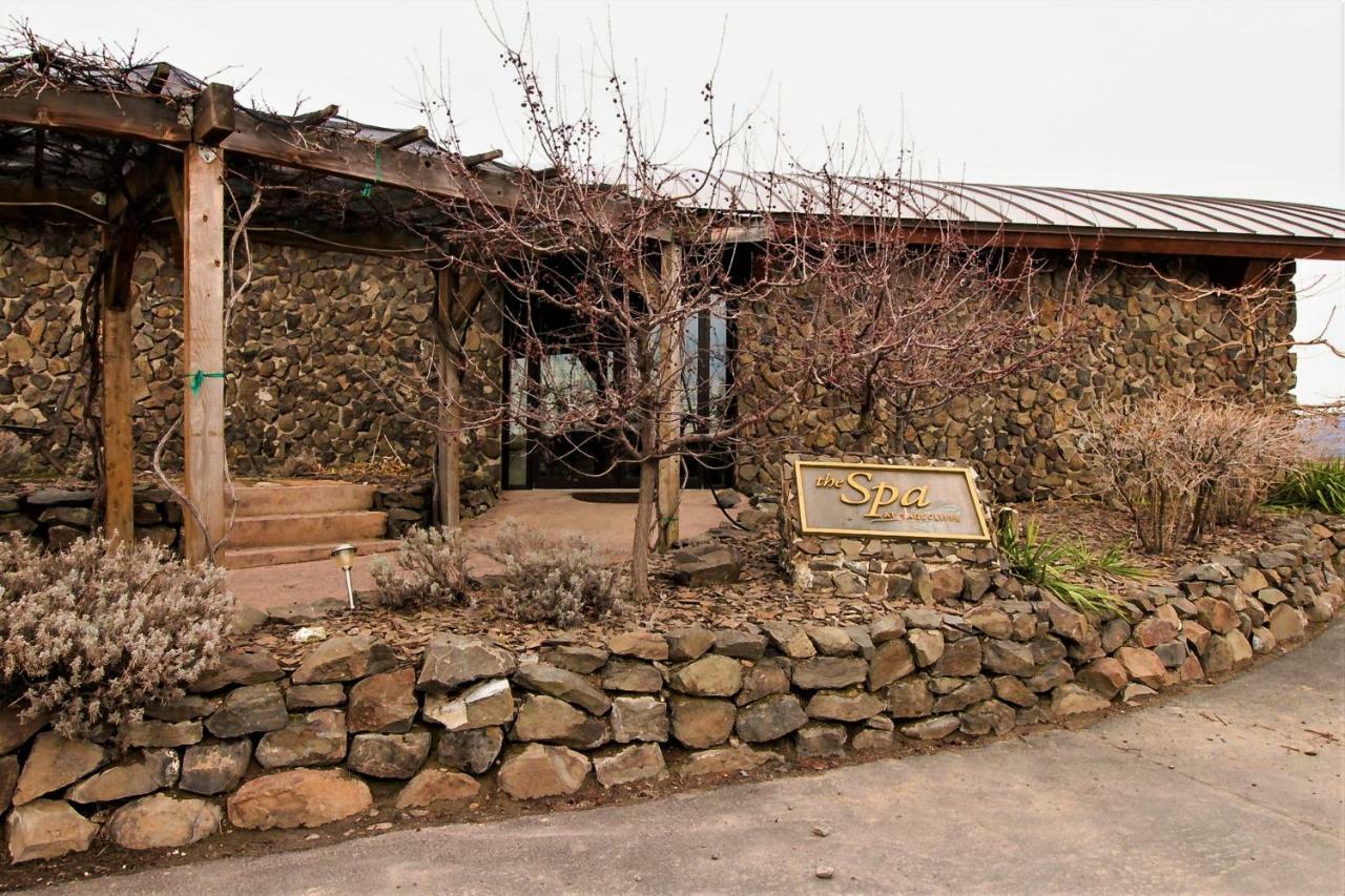 Columbia River Gorge Retreat At Cave B Ridge Quincy Экстерьер фото